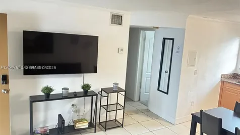427 SW 6th Street Miami FL 33130