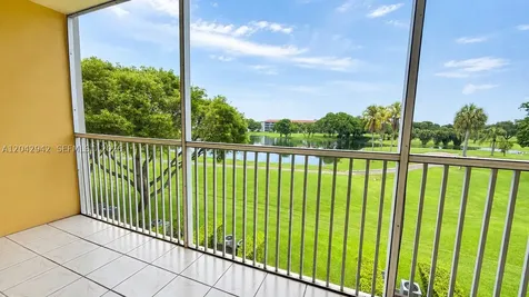 301 SW 135th Avenue Pembroke Pines FL 33027