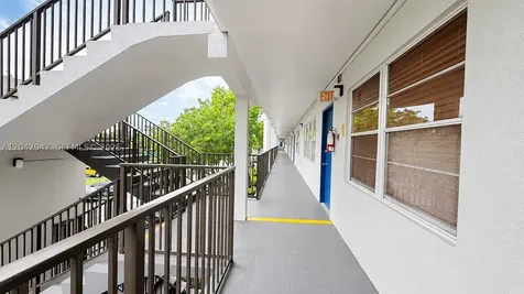 301 SW 135th Avenue Pembroke Pines FL 33027