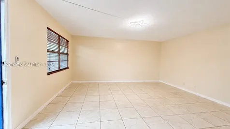 301 SW 135th Avenue Pembroke Pines FL 33027