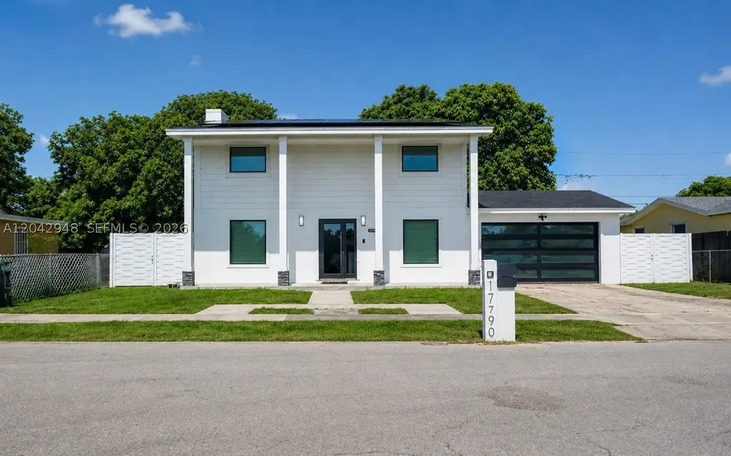 17790 SW 110th Court Miami FL 33157