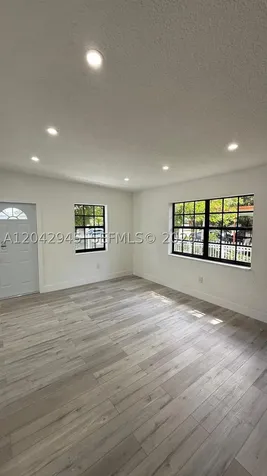 980 NE 146th Street North Miami FL 33161