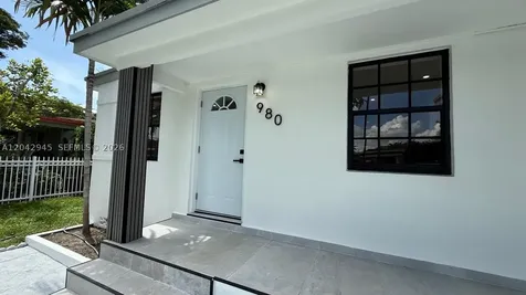 980 NE 146th Street North Miami FL 33161
