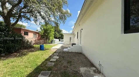 980 NE 146th Street North Miami FL 33161