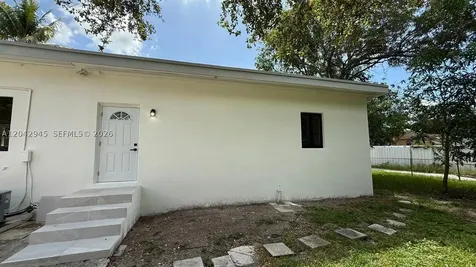 980 NE 146th Street North Miami FL 33161