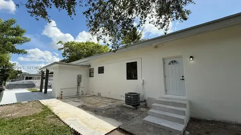 980 NE 146th Street North Miami FL 33161