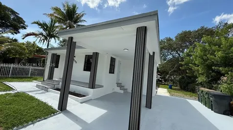 980 NE 146th Street North Miami FL 33161