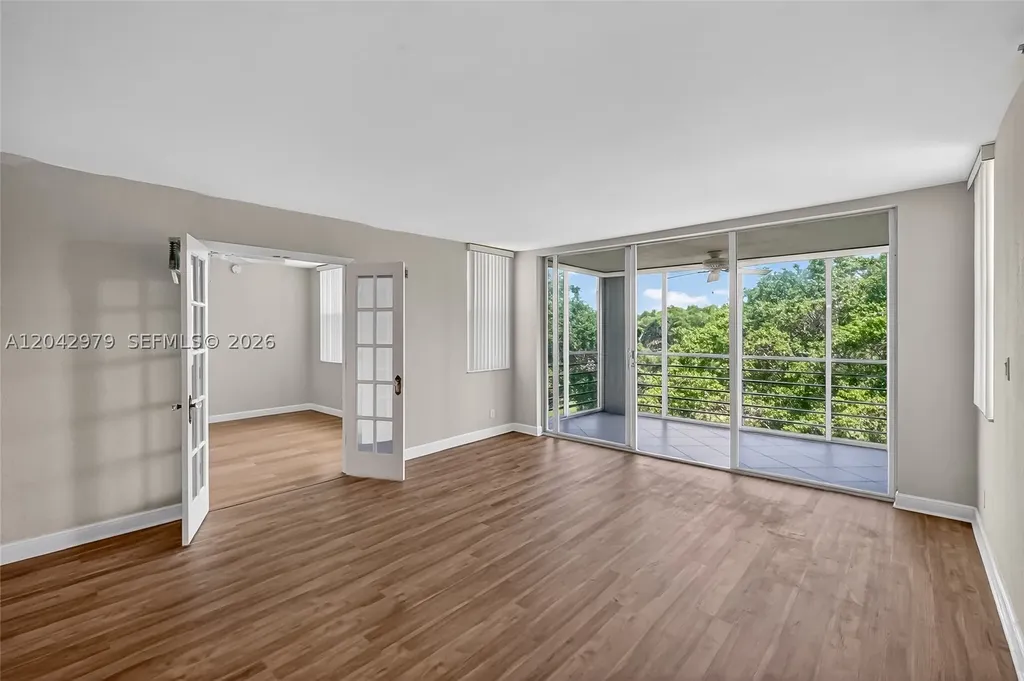 4015 W Palm Aire Drive Pompano Beach FL 33069