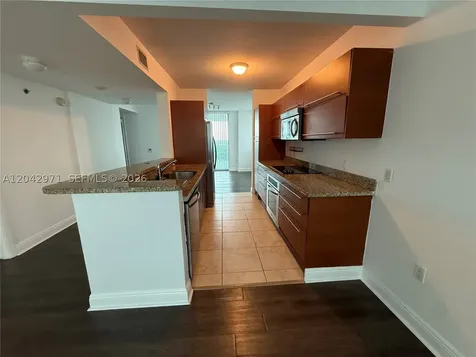 2681 N Flamingo Road Sunrise FL 33323