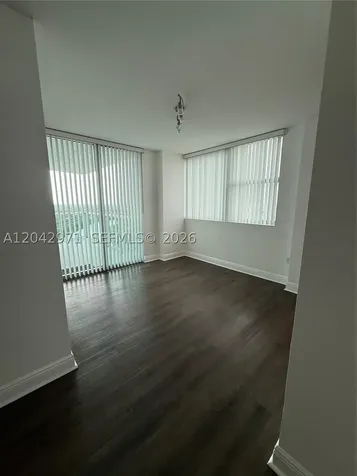 2681 N Flamingo Road Sunrise FL 33323