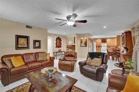 16091 La Costa Drive Weston FL 33326