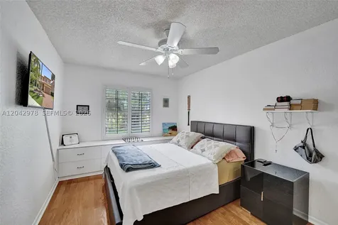 16091 La Costa Drive Weston FL 33326