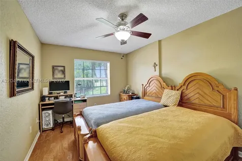 16091 La Costa Drive Weston FL 33326
