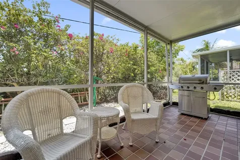 16091 La Costa Drive Weston FL 33326