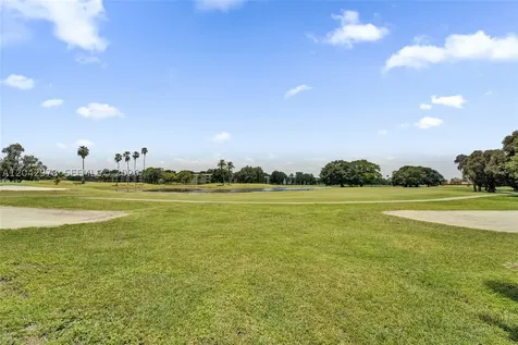 16091 La Costa Drive Weston FL 33326
