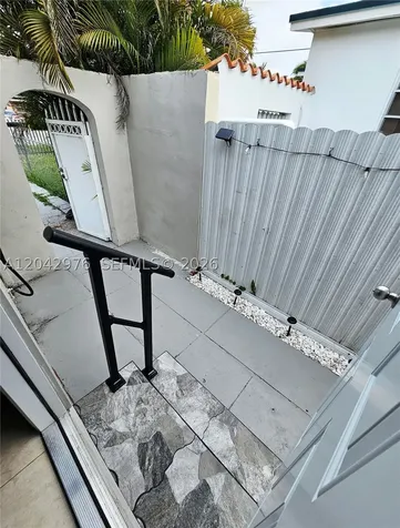 000 NW 51 Avenue Miami FL 33126