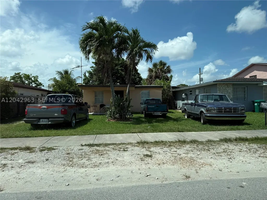 9265 SW 38th Street Miami FL 33165