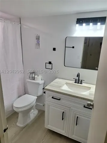16950 W Dixie Hwy A335 Highway North Miami Beach FL 33160