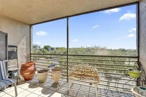 1000 Colony Point Circle Pembroke Pines FL 33026