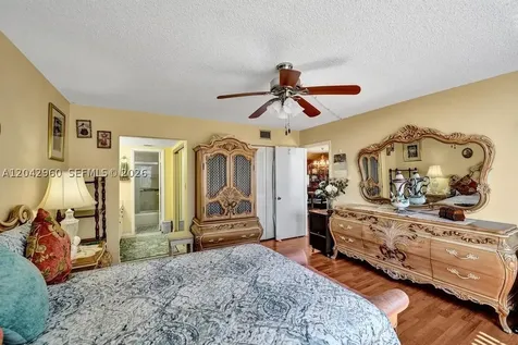 1000 Colony Point Circle Pembroke Pines FL 33026