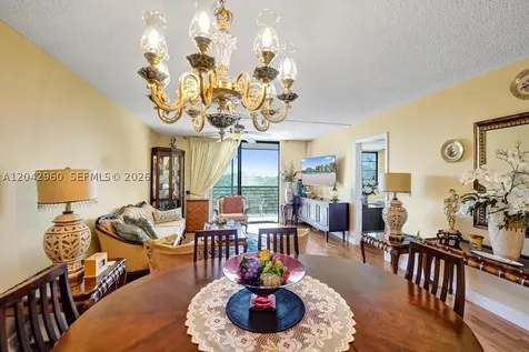 1000 Colony Point Circle Pembroke Pines FL 33026