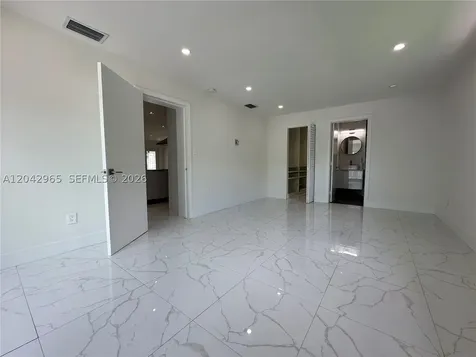 10010 SW 162nd Street Miami FL 33157