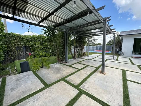 10010 SW 162nd Street Miami FL 33157