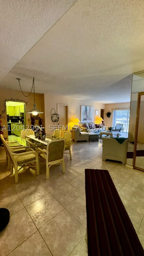 Hallandale Beach FL 33009