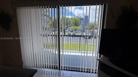 Hallandale Beach FL 33009