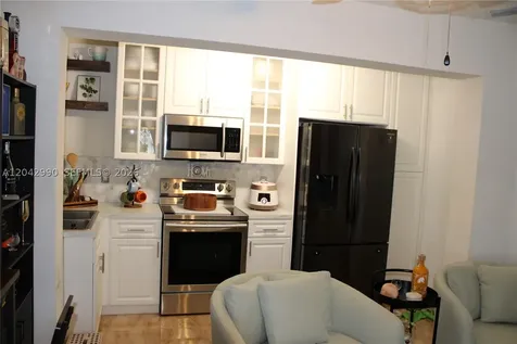 11512 NW 58th Avenue Hialeah FL 33012