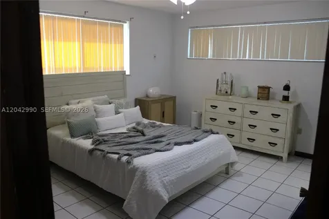 11512 NW 58th Avenue Hialeah FL 33012