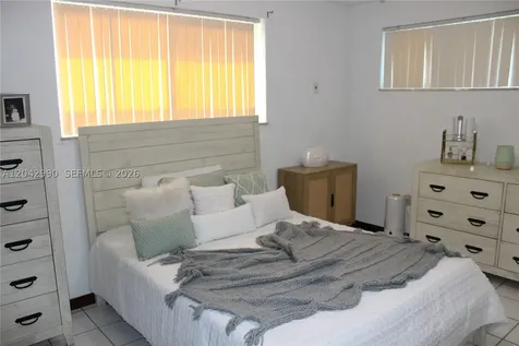 11512 NW 58th Avenue Hialeah FL 33012