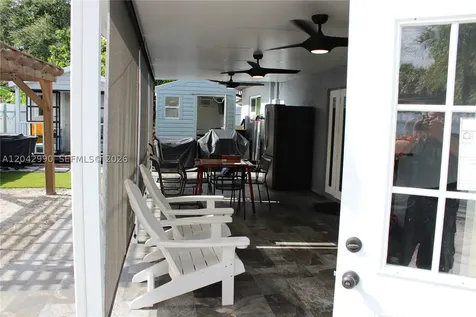 11512 NW 58th Avenue Hialeah FL 33012