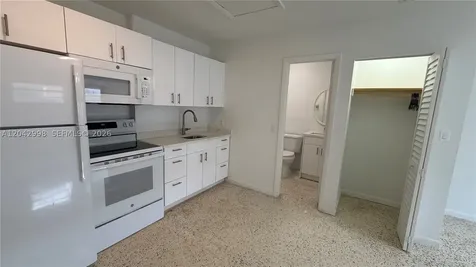 612 NW 43rd Court Miami FL 33126