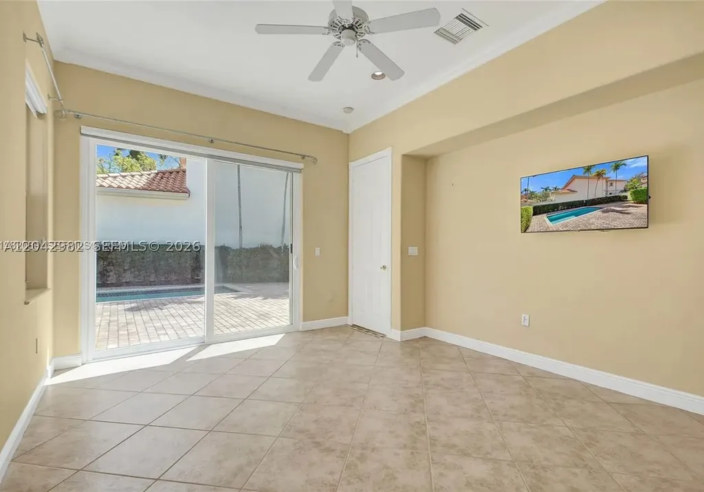 1459 Shoreline Way Hollywood FL 33019