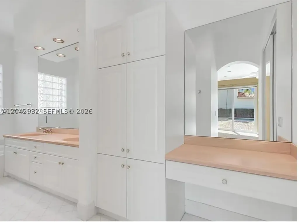 1459 Shoreline Way Hollywood FL 33019