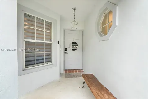9161 N Lake Park Circle N Davie FL 33328