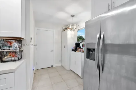 9161 N Lake Park Circle N Davie FL 33328