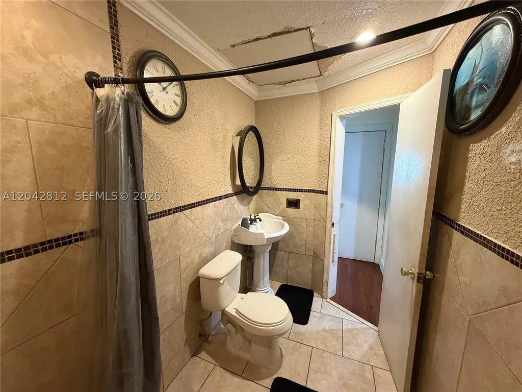 2021 NW 10th Avenue Fort Lauderdale FL 33311