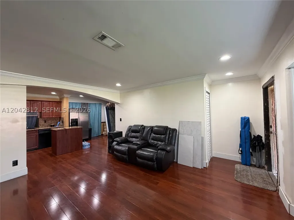 2021 NW 10th Avenue Fort Lauderdale FL 33311