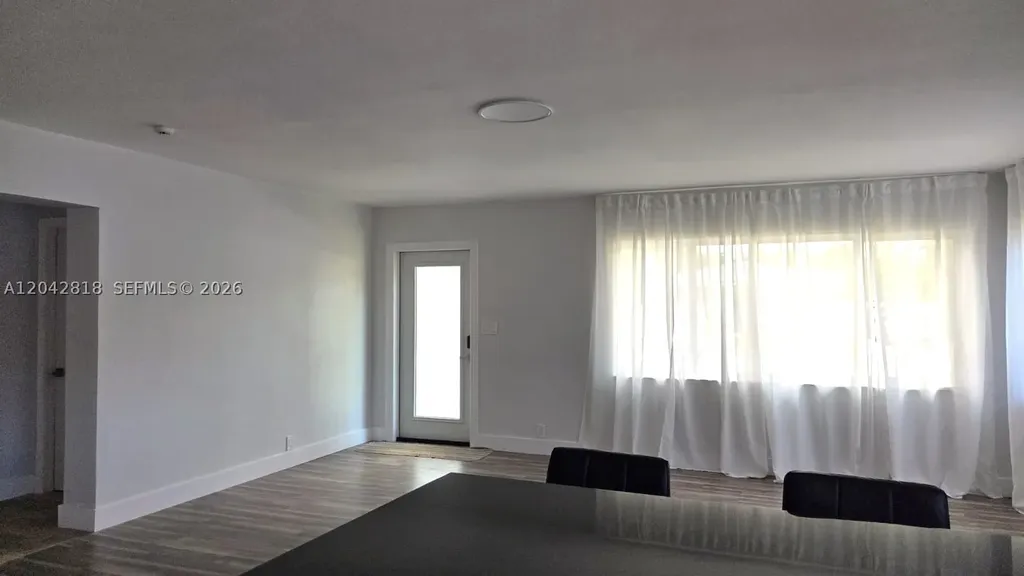 1954 Thomas Street Hollywood FL 33020