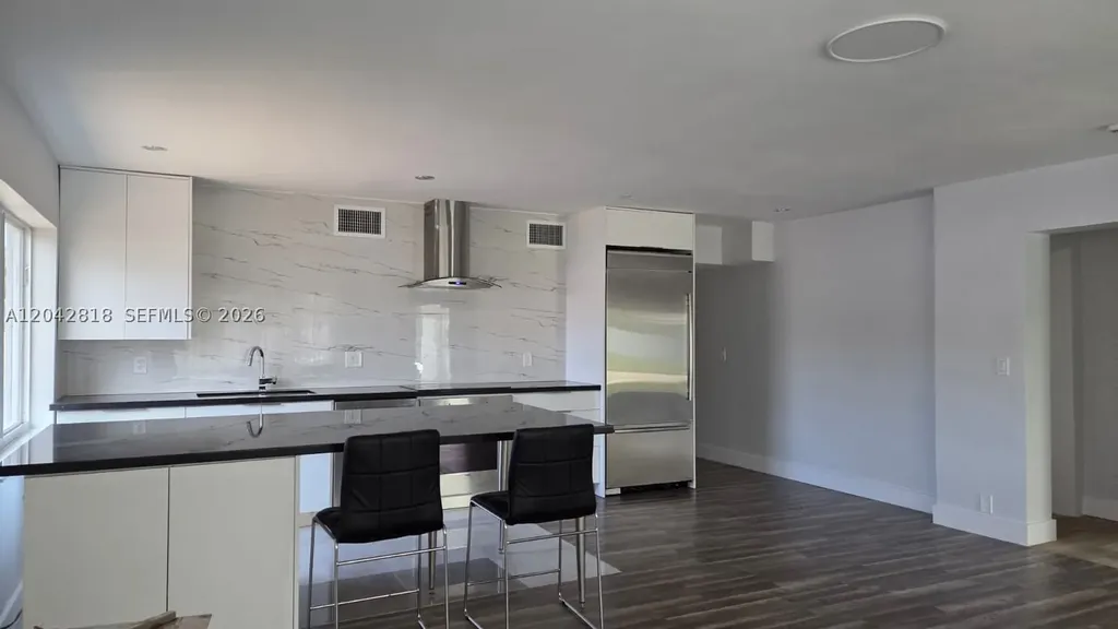 1954 Thomas Street Hollywood FL 33020