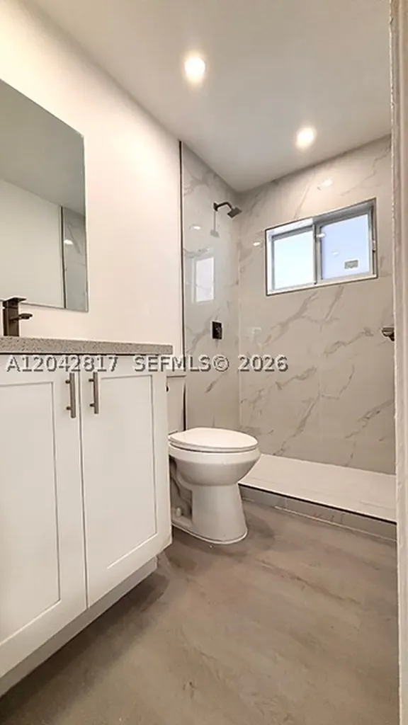 721 N 68th Terrace Hollywood FL 33024