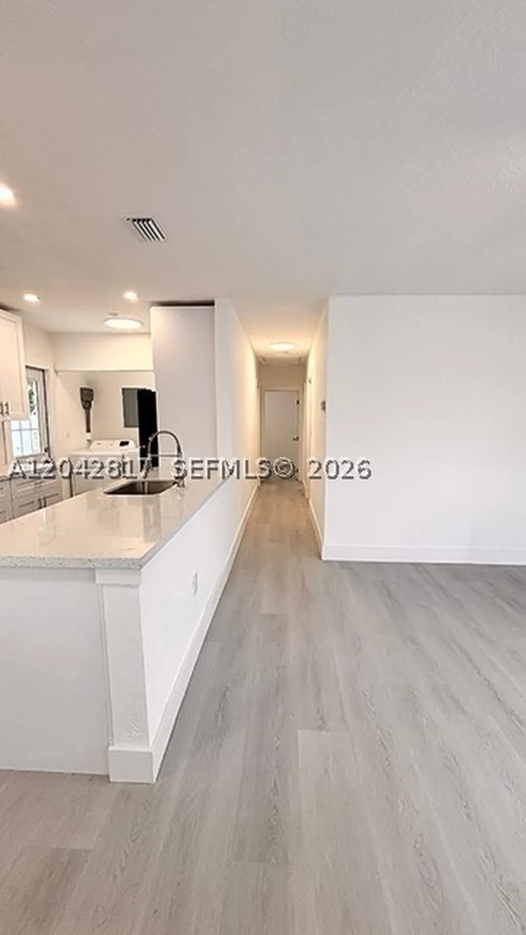 721 N 68th Terrace Hollywood FL 33024