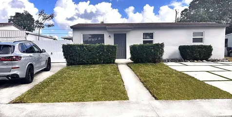 721 N 68th Terrace Hollywood FL 33024
