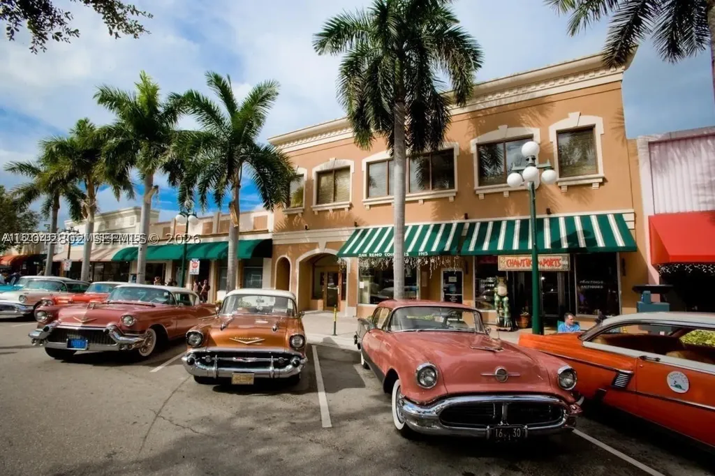 2126 Arthur Street Hollywood FL 33020