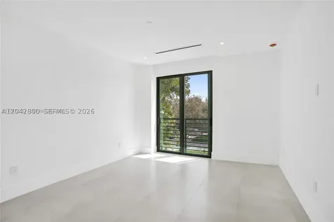 1825 NE 26th Avenue Fort Lauderdale FL 33305