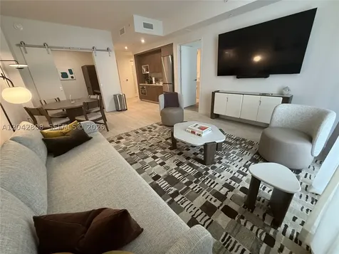 1611 SW 2nd Avenue Miami FL 33129