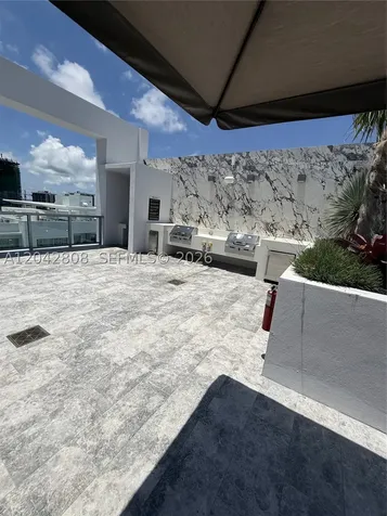 1611 SW 2nd Avenue Miami FL 33129