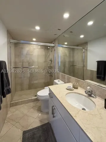 5161 E Collins Avenue Miami Beach FL 33140